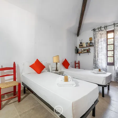 Scano * Fort Village
